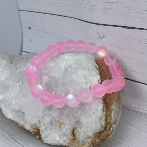 Set of 5 stackable bracelets in high style sugar pink crystal. - Picture 12 of 15